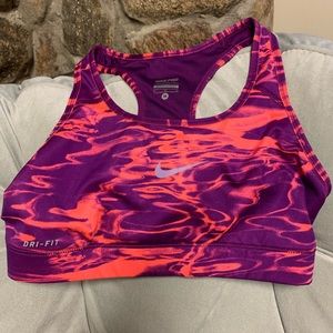 M Nike sports bra. Pink and Purple.